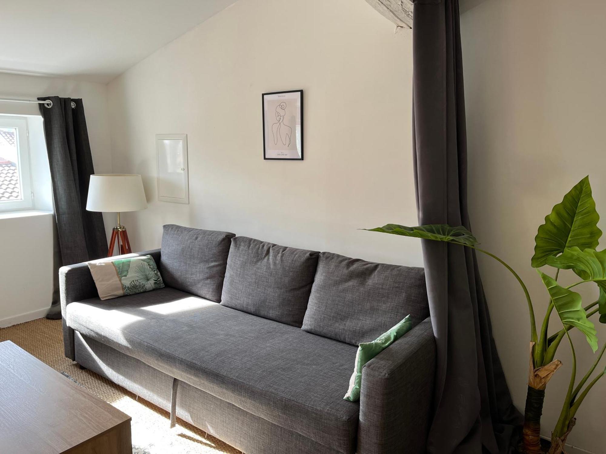 דירות רבל Loft Cosy - Centre Historique Climatise מראה חיצוני תמונה